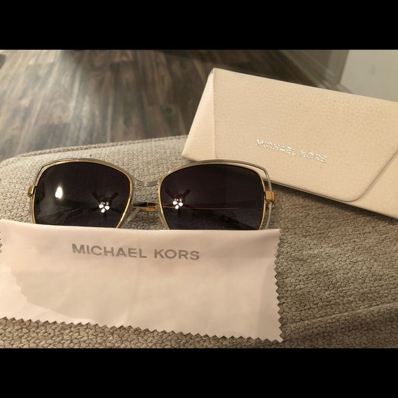 Michael Kors sunglasses - Picture 1 of 3